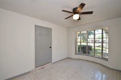 4013 Topping St, Houston, TX 77093 - photo 5