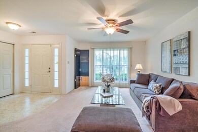 05-LIVING ROOM
