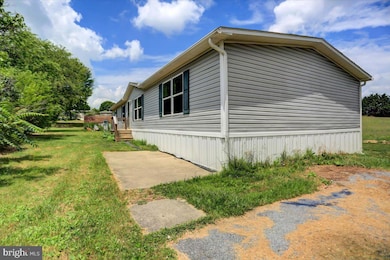 1024 Warm Spring Rd unit 23, Chambersburg, PA 17202 - photo 2