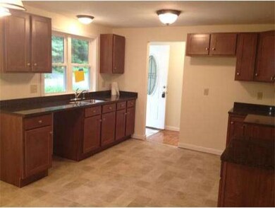 2 Laurel Terrace, Westfield, MA 01085 - photo 6