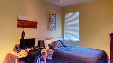 2404 Wildwood Ln, Denton, TX 76210 - photo 7