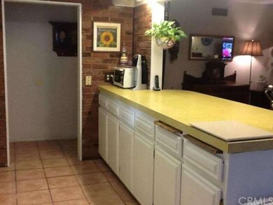 Open kitchen