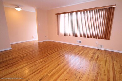127 Hooper Ave, Staten Island, NY 10306 - photo 5