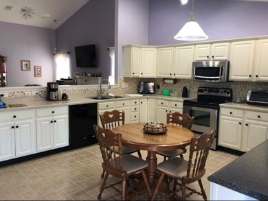 5782 Arlington Dr, Plainfield, IN 46168 - photo 3