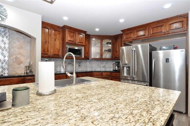 423 E Riverview St, Peck, KS 67120 - photo 6