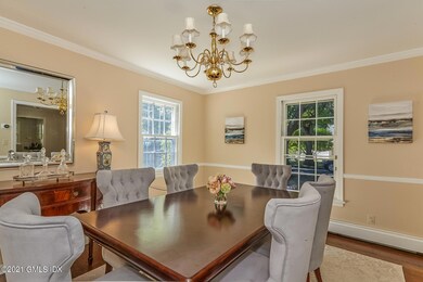 021-photo-dining-room-8673721
