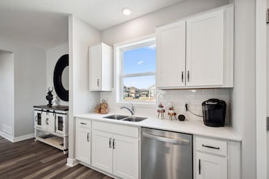 17042 Draper Way, Lakeville, MN 55044 - photo 6