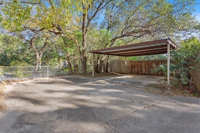 8756 Panther Dr, Woodway, TX 76712 - photo 3