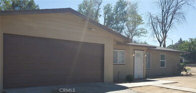 14115 Arrowhead Dr, Victorville, CA 92395 - photo 2