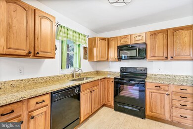 601 Fannie Dorsey Rd, Sykesville, MD 21784 - photo 3