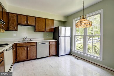 16 Windersal Ln, Parkville, MD 21234 - photo 3