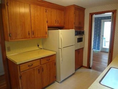 114 Chapin Rd, Hampden, MA 01036 - photo 7