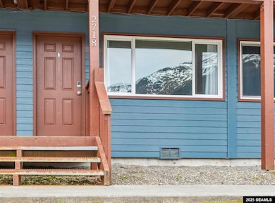 2718 Roger St, Juneau, AK 99801 - photo 2