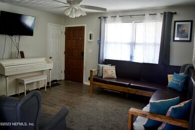 6731 Mopsy Ln, Jacksonville, FL 32210 - photo 3