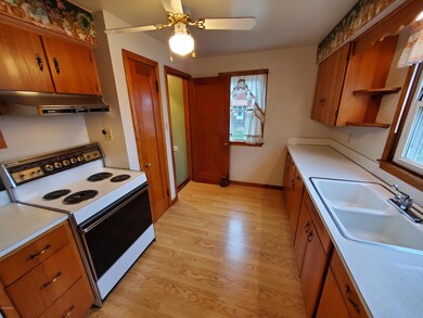 620 W Walnut St, Lock Haven, PA 17745 - photo 2