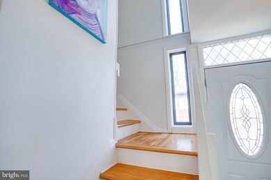 12702 Colby Dr, Woodbridge, VA 22192 - photo 3