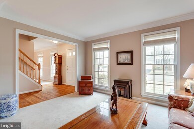 15391 Martins Hundred Dr, Centreville, VA 20120 - photo 3