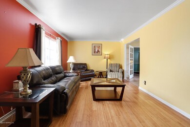 4319 Ish Brant Ct W, Jacksonville, FL 32210 - photo 3
