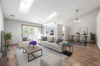 1537 Commodore Ct unit 4, Schaumburg, IL 60193 - photo 3