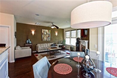 Breakfast/ Dining Area