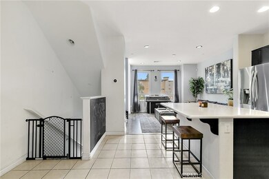 14713 Sherman Way unit 1/2, Van Nuys, CA 91405 - photo 4