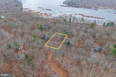 00 Upper Lakeview Dr, Fawn Lake Forest, PA 18428 - photo 4