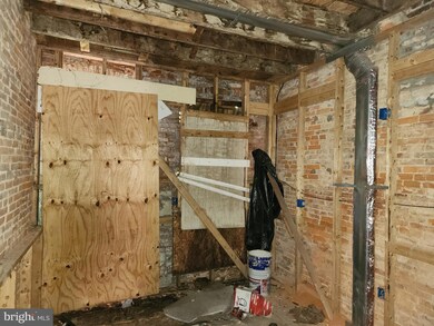 2121 Mcculloh St, Baltimore, MD 21217 - photo 6