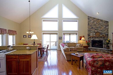 131 Hickory Spring Rd, Roseland, VA 22967 - photo 3