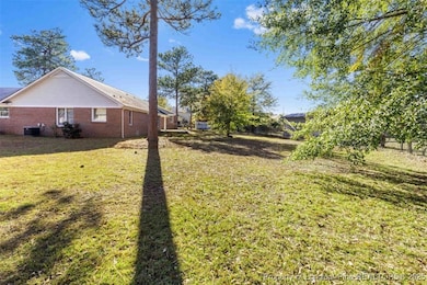 102 Ryans Cir, Spring Lake, NC 28390 - photo 5