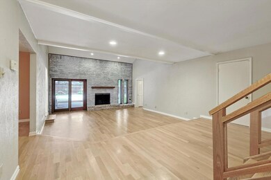 316 Blue Quail Ct, Bedford, TX 76021 - photo 3