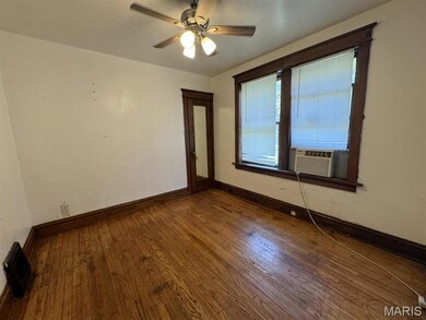 5741 Floy Ave, Saint Louis, MO 63136 - photo 6