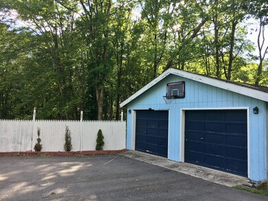 114 Center Trail, Hawley, PA 18428 - photo 4