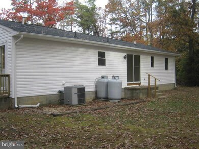 22028 Willis Dr, California, MD 20619 - photo 7