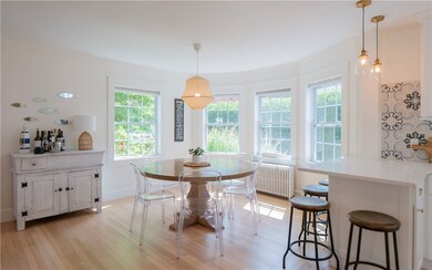 122 Ruggles Ave, Newport, RI 02840 - photo 6