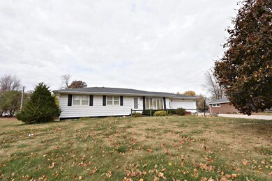 244 7th St, Jesup, IA 50648 - photo 2