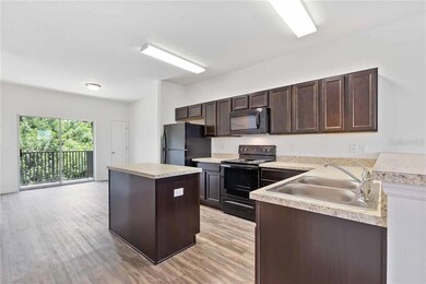 5525 Yellowfin Ct, New Port Richey, FL 34652 - photo 2