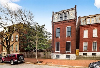 1010 Allen Ave unit 1F, Saint Louis, MO 63104 - photo 3