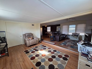 6324 Aloha Dr, Bradenton, FL 34207 - photo 3