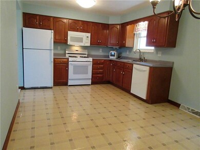 All kitchen appliances are included in the sale!