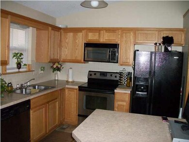 full equip kitchen