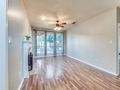 7544 Steward Ln, North Richland Hills, TX 76182 - photo 6