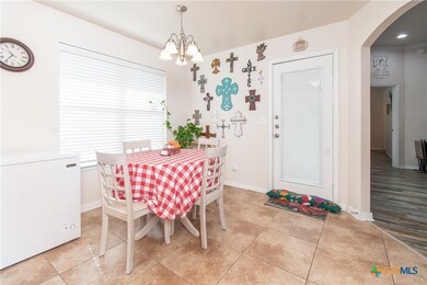 1009 Macy Dr, Troy, TX 76579 - photo 4