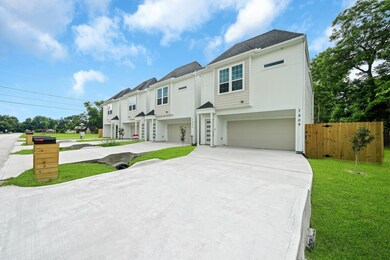 7807 Lawn St, Houston, TX 77088 - photo 3