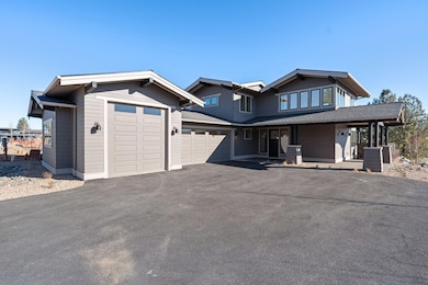 3231 NW Strickland Way - 002