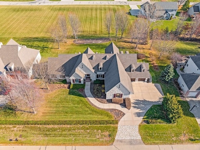 N8418 N Shore Rd, Menasha, WI 54952 - photo 5