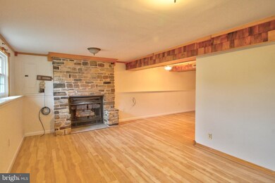 1491 Eden Dr, Frederick, MD 21701 - photo 5