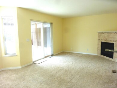 19683 Poplar St, Bend, OR 97702 - photo 4