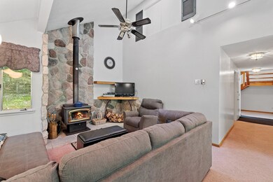 10 Aspen Dr, Campton, NH 03223 - photo 4