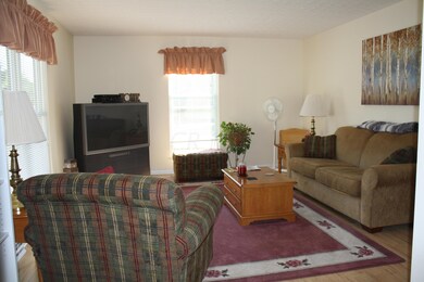 381 Invicta Place, Columbus, OH 43230 - photo 2