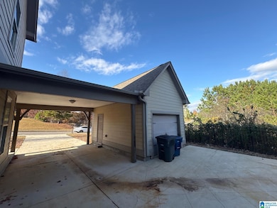 435 Lake Ridge Dr, Trussville, AL 35173 - photo 2